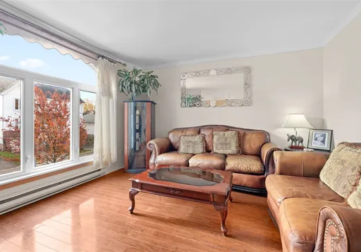 Maison à vendre - 3875 Rue Paul-Bourget, Laval (Fabreville), H7R 5Z7