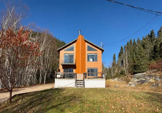 Two or more stories for sale - 3A Ch. de l'Étang, Baie-Comeau, G4Z0A7