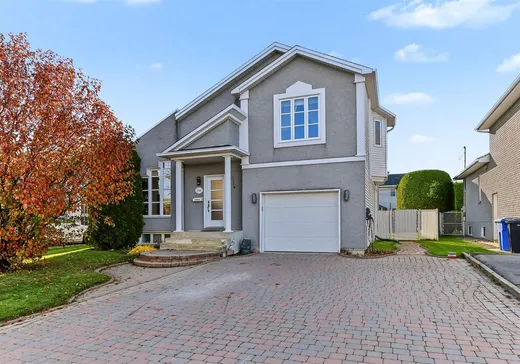 Two or more stories for sale - 260 Rue Dumas, Repentigny, J5Z4W6