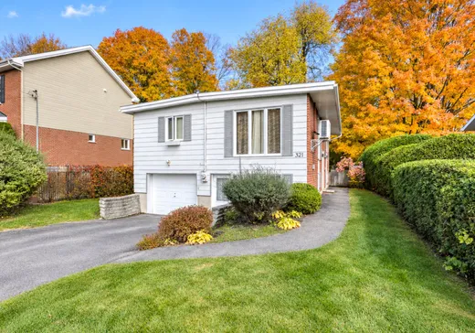 Maison à vendre - 321 14e Avenue, Deux-Montagnes, J7R 3W6
