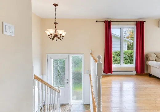 Maison à vendre - 321 14e Avenue, Deux-Montagnes, J7R 3W6