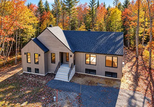 Maison à vendre - 301 Rue des Ancêtres, Saint-Colomban, J5K 2H6
