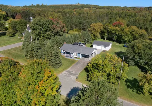 Hobby Farm for sale - 108Z Ch. Laroche, Val des Sources, J1T 3M7