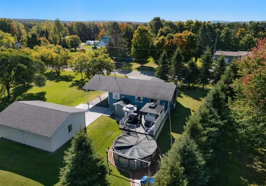 Hobby Farm for sale - 108Z Ch. Laroche, Val des Sources, J1T 3M7