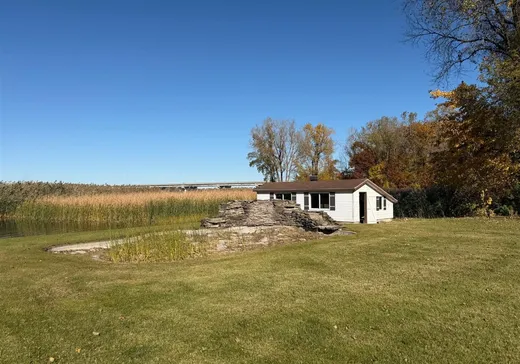 House for sale - 6143 Boul. Hébert, Salaberry-de-Valleyfield, J6S 6G6