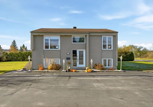 House for sale - 1012 Av. du Palais, Saint-Joseph-de-Beauce, G0S 2V0