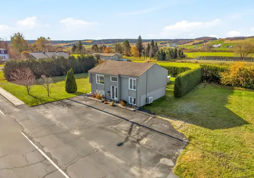 House for sale - 1012 Av. du Palais, Saint-Joseph-de-Beauce, G0S 2V0