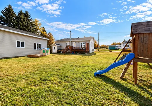Maison à vendre - 429 Rue Notre-Dame O., Saint-Pierre-de-Lamy, G0L 4K0