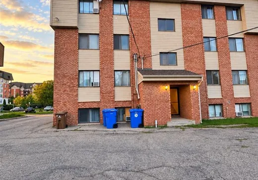 Condo à vendre - 181 Boul. René-A.-Robert, App. 2, Sainte-Thérèse, J7E 5E2