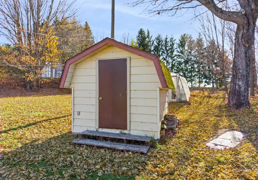 Maison à vendre - 679 Rue Principale, St-Sebastien-De-Frontenac, G0Y 1M0
