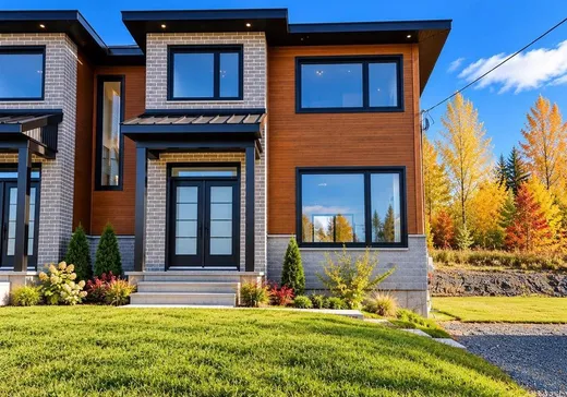 Maison à vendre - 1050 Rue Denis-V.-Allaire , Valcourt, J0E 2L0