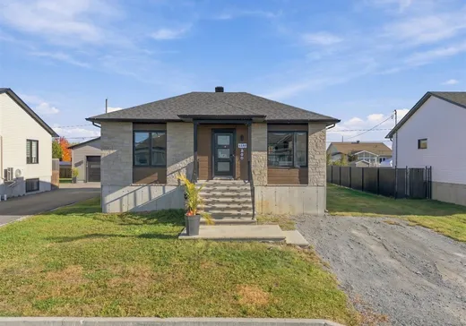 Bungalow for sale - 1380 Rue Bizet, Drummondville, J2B5N5