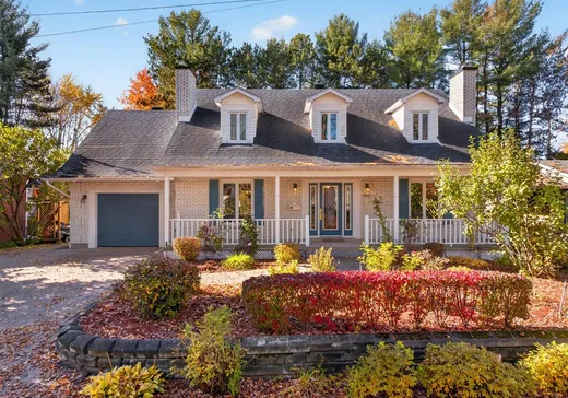 Maison à étages à vendre - 2090 Tsse Messier, Drummondville, J2B1T9