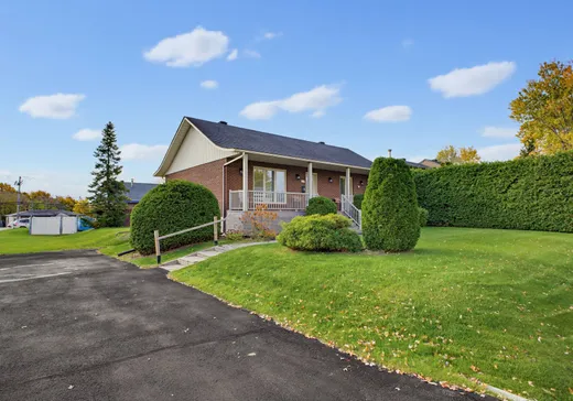 Maison à vendre - 210 Rue Célina, Terrebonne, J6Y 1M8
