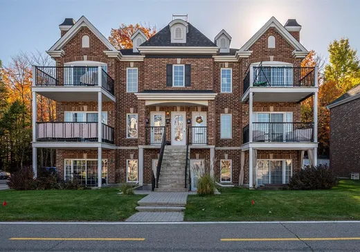Condo for sale - 2262 Boul. des Pins, Sainte-Marthe-sur-le-Lac, J0N 1P0