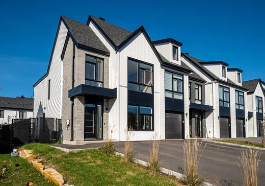 Maison à étages à vendre - 10415 Rue du Beaujolais, Mirabel, J7N3R9