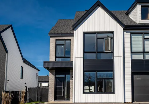 Maison à vendre - 10415 Rue du Beaujolais, Mirabel, J7N 3R9