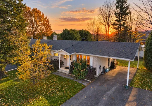 Bungalow à vendre - 3544 Rue Richard, Sherbrooke, J1L1M9