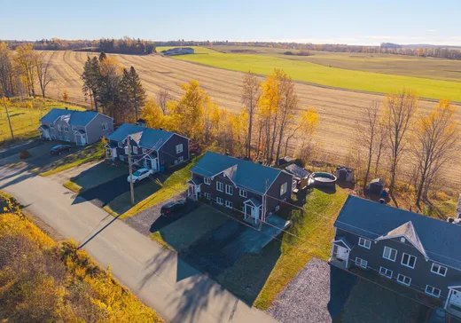 House for sale - 222 Rue du Hameau, Coaticook, J0B 1L0