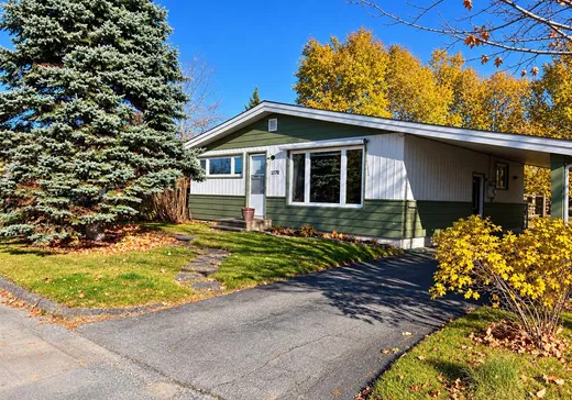 Bungalow for sale - 1170 Rue Voyer, Magog, J1X2Y5
