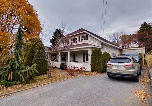 Un étage et demi à vendre - 79 Rue Joly, Rivière-du-Loup, G5R3H4