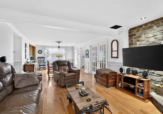 Maison à vendre - 1213 Mtée Champagne, Laval (Sainte-Dorothee), H7X 4A3