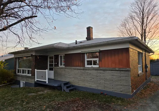 House for sale - 1356 Rue Caron, Sherbrooke, J1K 2H3