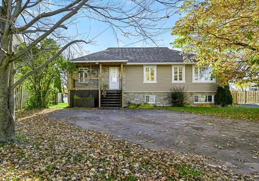 Maison à étages à vendre - 100 Rue de l'Anse, St-Marc-sur-Richelieu, J0L2E0