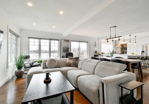 Maison à vendre - 100 Rue de l'Anse, St-Marc-sur-Richelieu, J0L 2E0