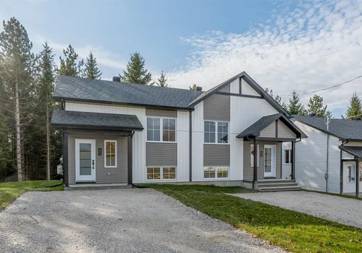 Bungalow for sale - 575 Rue Yvonne-L.-Bombardier, Valcourt, J0E2L0
