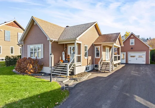 House for sale - 145 Rue Massé, Coaticook, J0B 1L0