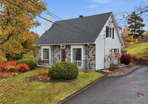 Maison à vendre - 1039 Boul. St-Germain, Rimouski, G5L 8Y9