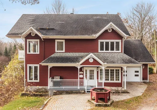 Two or more stories for sale - 2973 Rg St-Félix, Saint-Maurice, G0X2X0