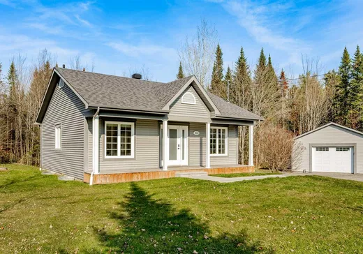 Bungalow à vendre - 3650 Rue Léon-Marceau, Sherbrooke, J1R0A7
